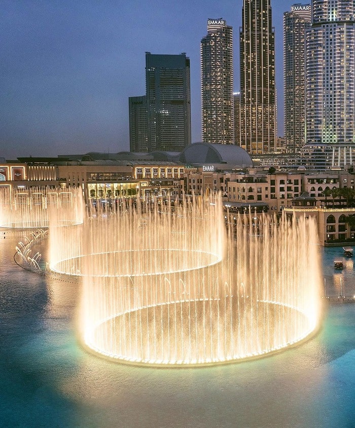 All About the Dubai Fountain Show: Timings and Pro Tips
