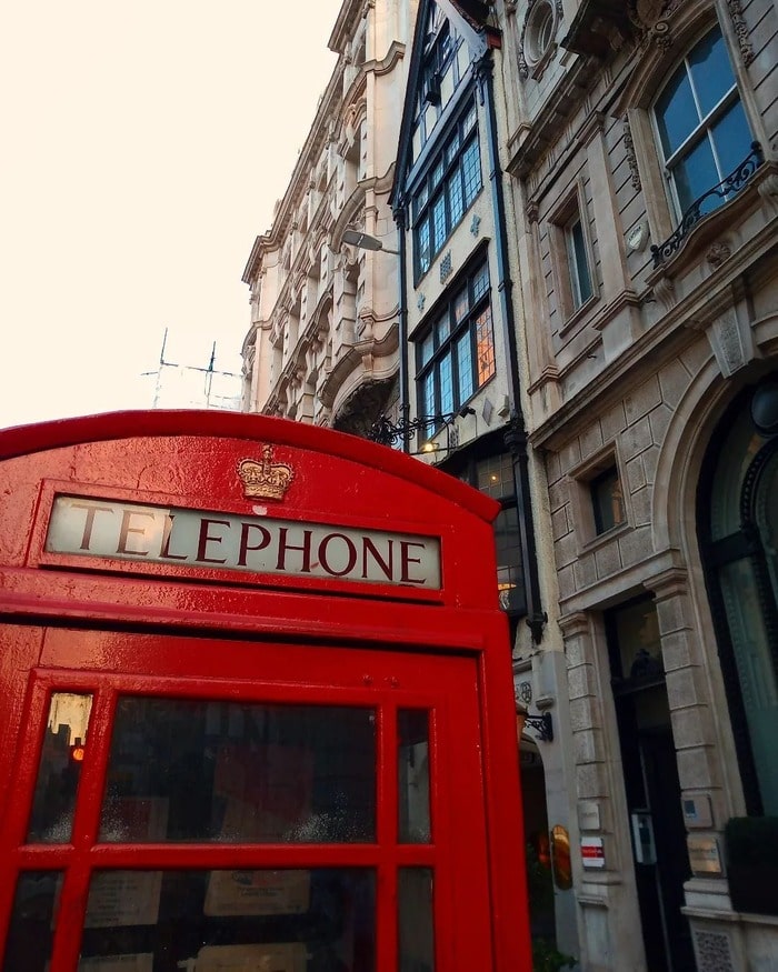 London’s Iconic Red Phone Booth: Where To Find Them!